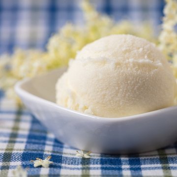 Obrázek 1 produktu ALMECO EXPRES BEZOVÝ KVĚT - kompletní směs na zmrzlinu 10x1,2 kg