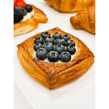 Obrázek 6 produktu OBSAZENO Workshop Křupavé croissanty a kouzlo laminovaného těsta s Alešem Heinzem 5.11.2025