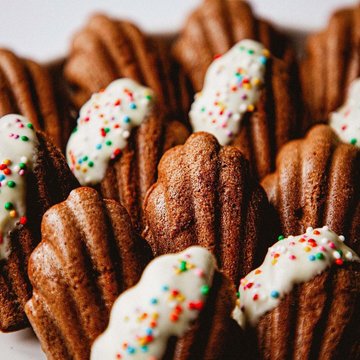 Obrázek 5 produktu SIL FORMA SILIKON bílá - MADELEINE XL 95 11,7x7cm v. 2,2cm 4ks