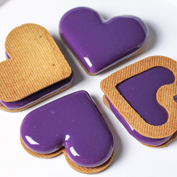 Obrázek 1 produktu SIL FORMA SILIKON bílá - LEVEL HEARTS + vykrajovátko 80x66mm v.12mm 35ml