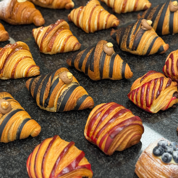 Obrázek 4 produktu Workshop Křupavé croissanty a kouzlo laminovaného těsta s Alešem Heinzem 6.5.2025