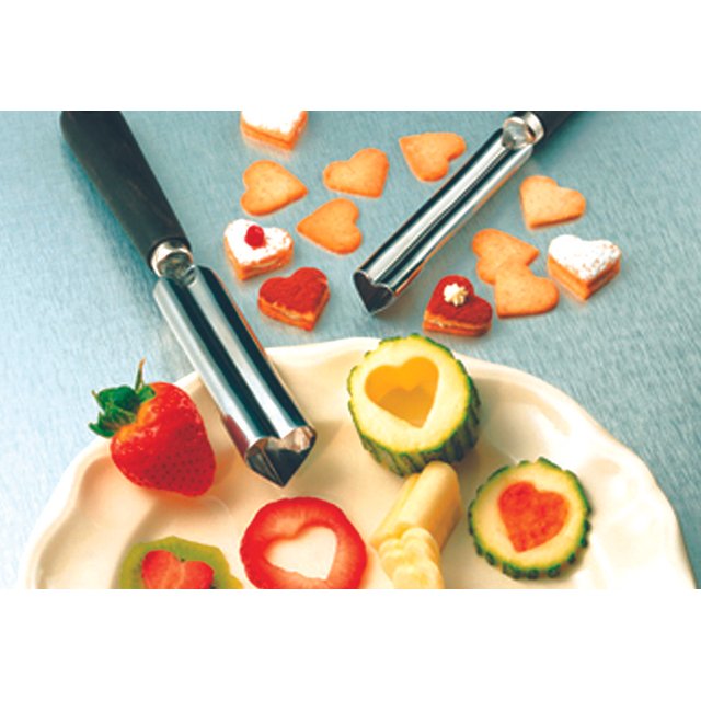 Obrázek produktu MF VYKRAJOVÁTKO NA ZELENINU A OVOCE - srdce pr. 2,8cm