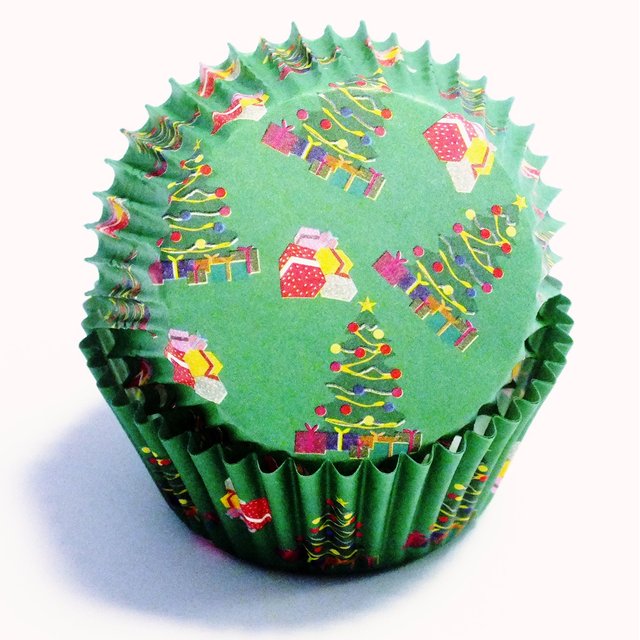 Obrázek produktu PME Košíčky na muffiny ZELENÉ VÁNOČNÍ MOTIV 50x28mm 60ks