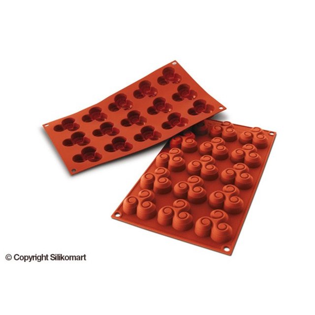 Obrázek produktu SIL FORMA SILIKON terakota - TRISKEL 50x50mm v.17mm 20ml 15ks