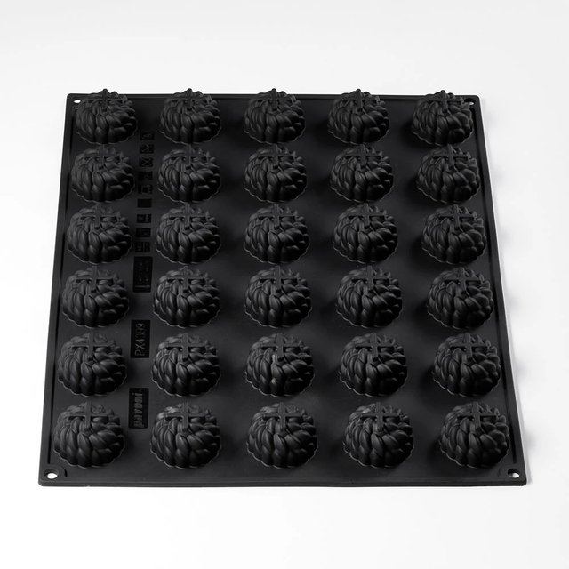 Obrázek produktu PAV FORMA SILIKON černá - 30x40cm - FACON SAINT-HONERÉ BY GROLET pr.40mm, v.25mm 30ks 20ml