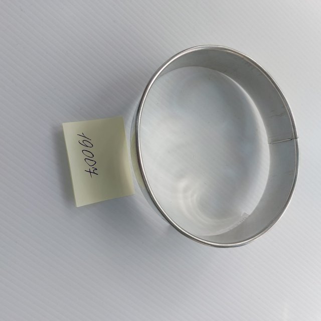 Obrázek produktu HK VYKRAJOVÁTKO ovál hladký 100x115mm