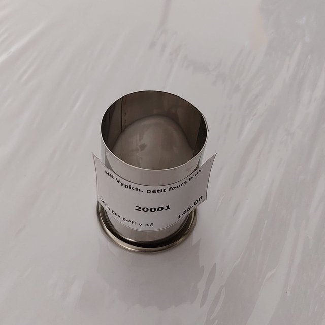 Obrázek produktu HK VYKRAJOVÁTKO petit fours kruh