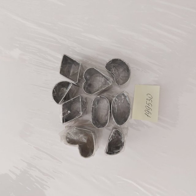 Obrázek produktu SCH Vykrajovátko petit fours 9ks nerez