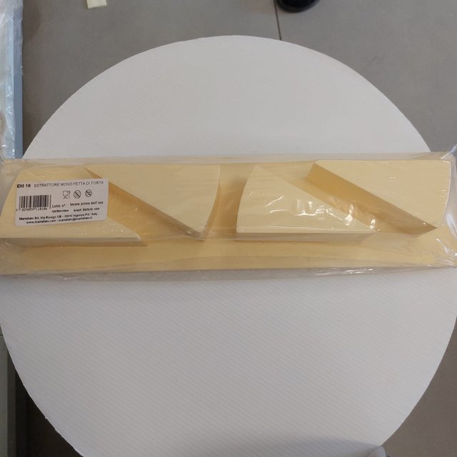 Obrázek produktu MA Vykrajovátko trojúhelník