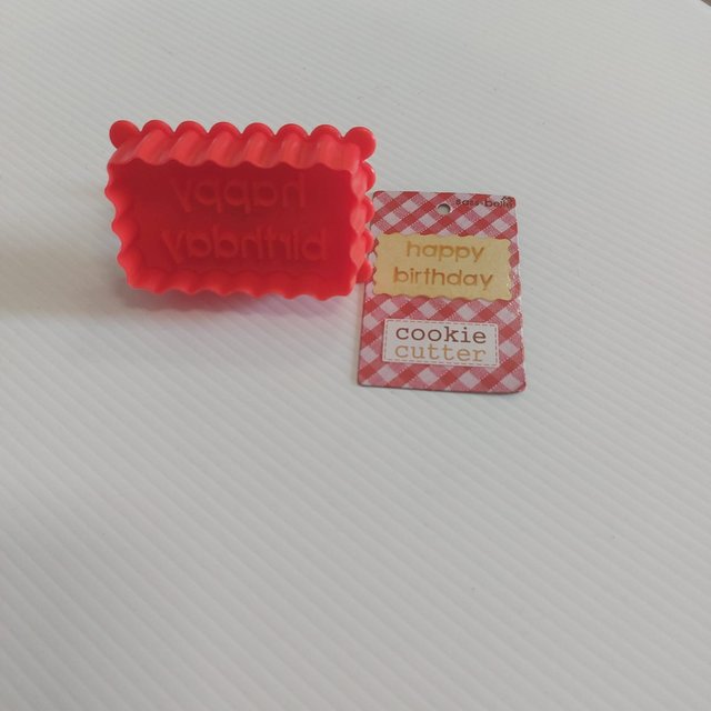 Obrázek produktu Vykrajovátko 3D s razítkem SUŠENKA HAPPY BIRTHDAY
