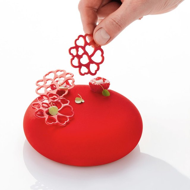 Obrázek produktu PAV FORMA SILIKON šedá - 30x17,5cm - dekorace kolečka -srdíčka