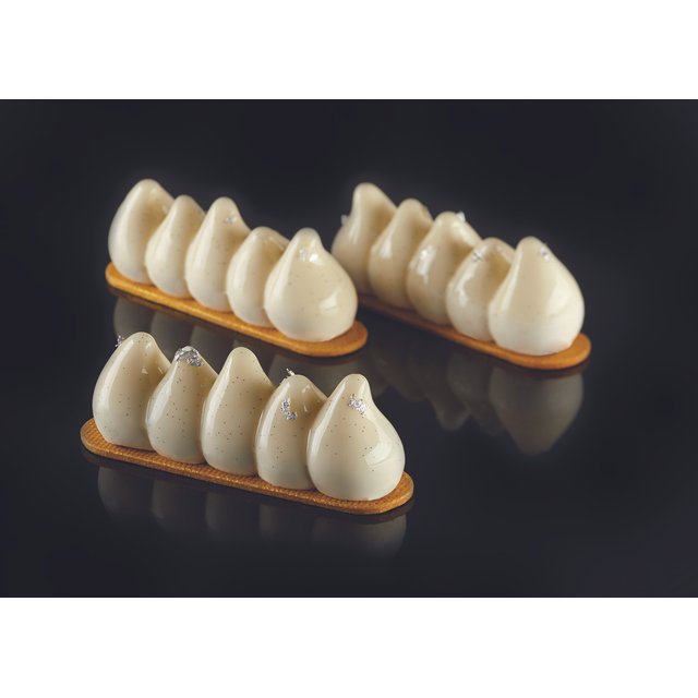 Obrázek produktu PAV FORMA SILIKON černá - 30x40cm - MIAMI 11,8x3,3x4,2 cm 90ml +vykrajovátko