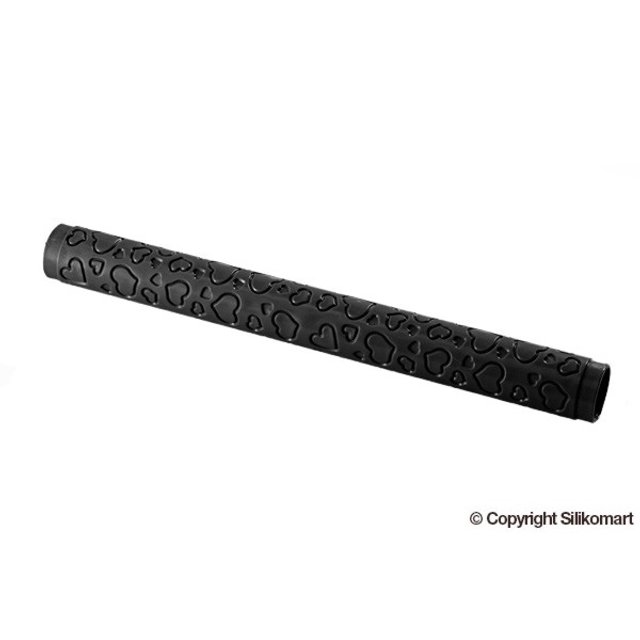 Obrázek produktu SIL VÁLEČEK PLAST EMBOSOVANÝ SRDCE černý 40cm, pr.4,3cm