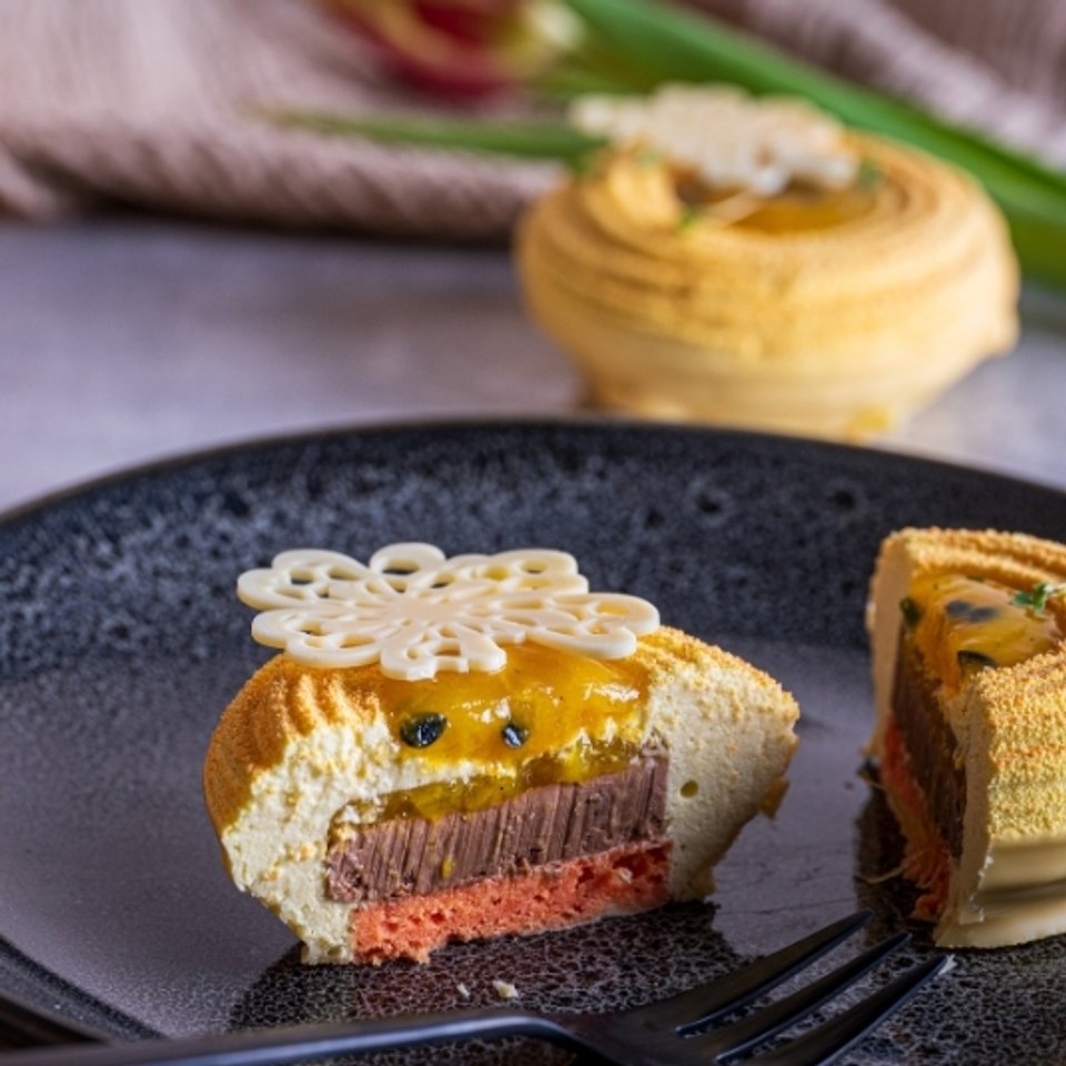velvet-cake-orange.jpg
