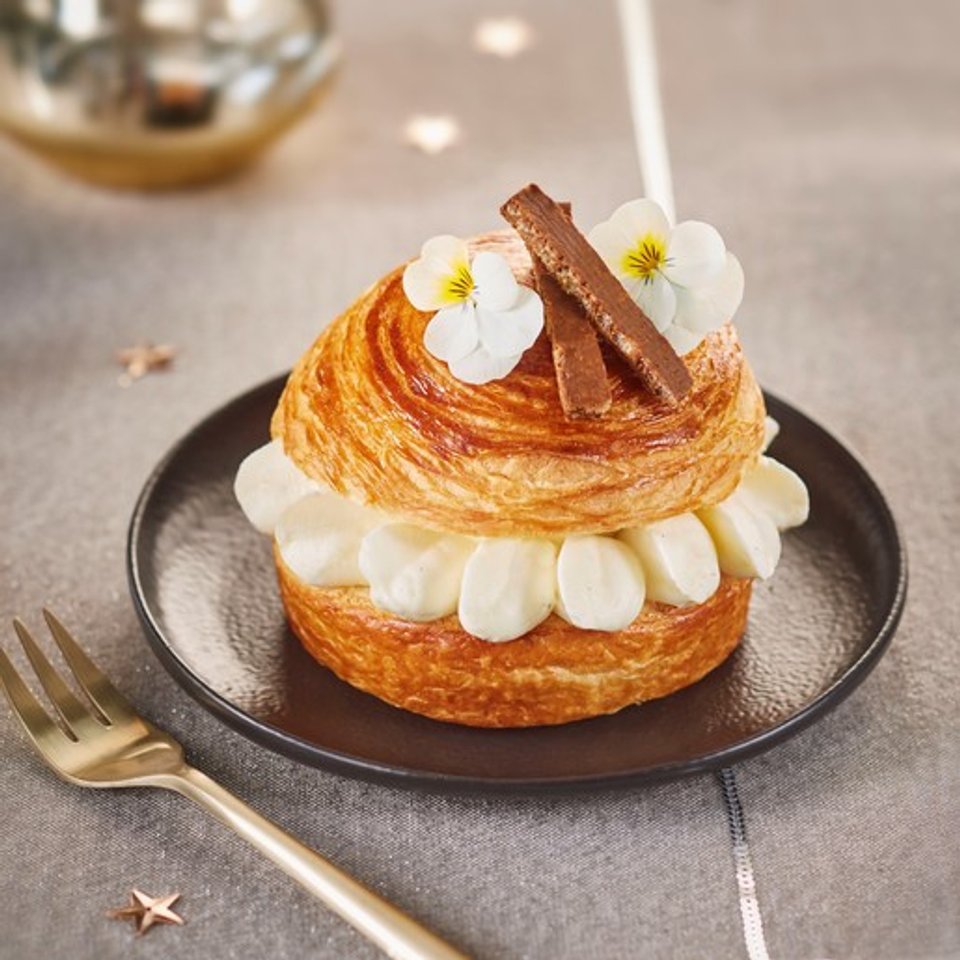 bun-n-roll-cr-me-vanille-bourbon-croustillant-pralin-sourcehd-515wx515h.jpg